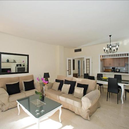 Apartment In Marbella Malaga 102959 Guadalmina Eksteriør bilde