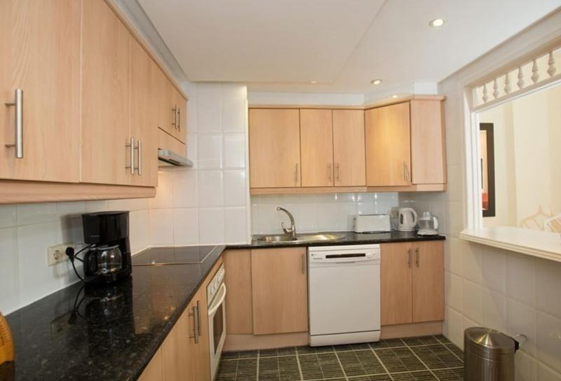 Apartment In Marbella Malaga 102959 Guadalmina Eksteriør bilde